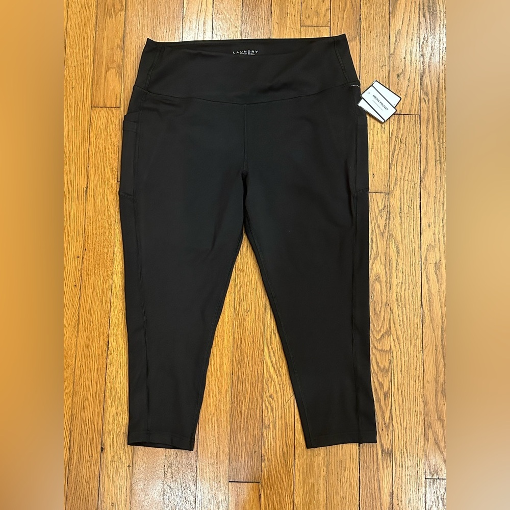 Laundry By Shelli Segal Black Capri Leggings